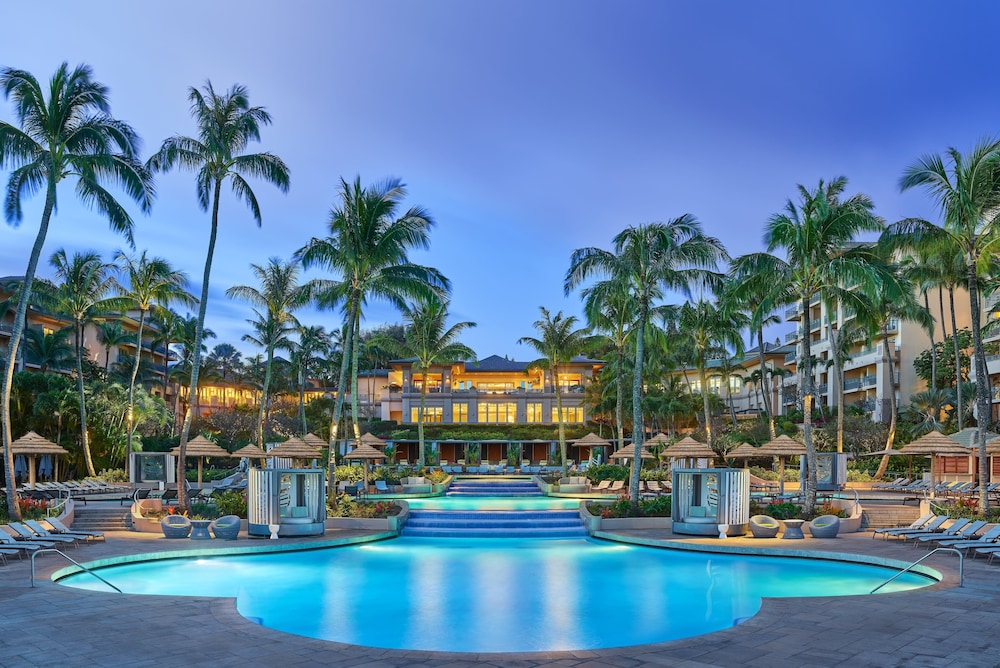 Ritz Carlton Kapalua Outdoor Pool